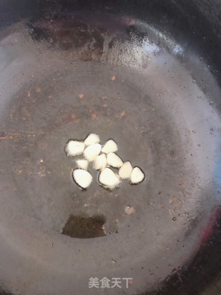 炒老南瓜的做法步骤：2