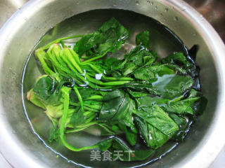 小核桃仁菠菜的做法步骤：3