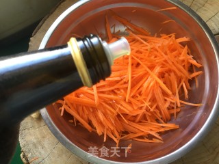 生腌胡萝卜丝的做法步骤：4
