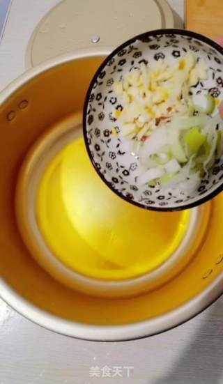 千豆腐炒韭菜的做法步骤：9