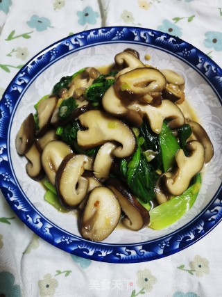 香菇炒青菜的做法步骤：11