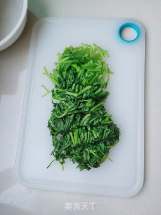 花生米拌茼蒿的做法步骤：5
