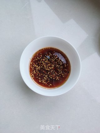 花生米拌茼蒿的做法步骤：9