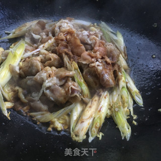 家常葱爆羊肉的做法步骤：8