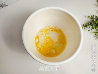 原味戚风蛋糕的做法步骤：1