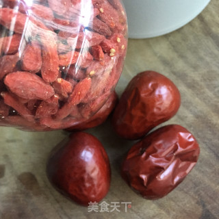 西洋参红枣茶的做法步骤：2