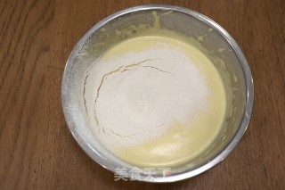 无油酸奶杯子蛋糕的做法步骤：5
