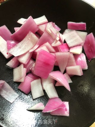 土豆烧鸡的做法步骤：2