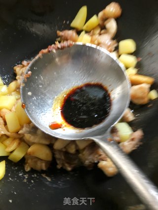 土豆烧鸡的做法步骤：9