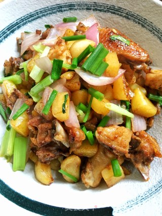 土豆烧鸡的做法步骤：14