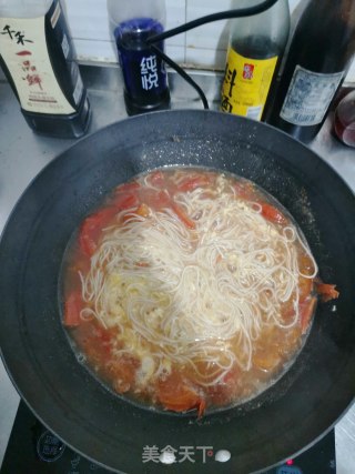 西红柿鸡蛋汤面的做法步骤：4