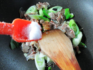 大葱炒羊肉的做法步骤：7