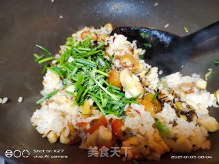 圣女果火腿炒饭的做法步骤：8
