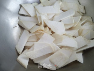 麻辣杏鲍菇的做法步骤：2