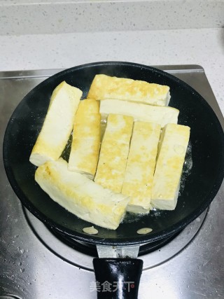 孜然豆腐的做法步骤：4