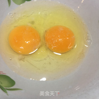 蒜香鸡蛋煎豆腐的做法步骤：2