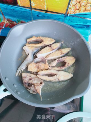 干煎金昌鱼的做法步骤：7