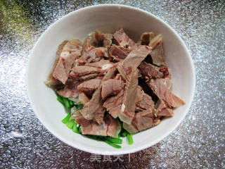 羊肉拌芹菜的做法步骤：6