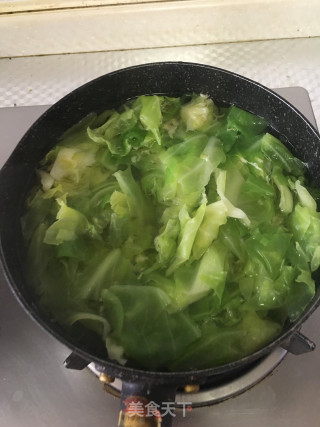 包菜虾皮汤的做法步骤：6