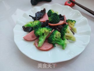 火腿西蓝花的做法步骤：11