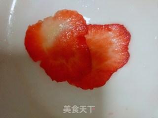 草莓火烈鸟的做法步骤：3