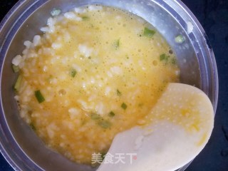 剩米饭鸡蛋饼的做法步骤：5