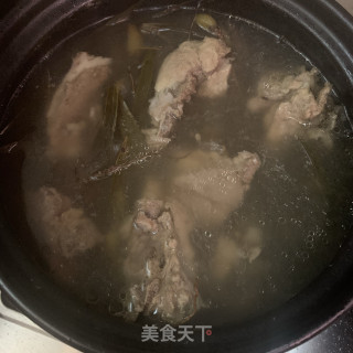 龙骨煲石橄榄汤的做法步骤：6