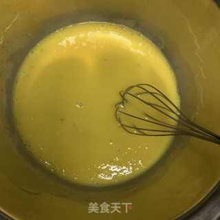 抹茶戚风蛋糕的做法步骤：3