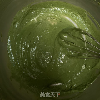 抹茶戚风蛋糕的做法步骤：5