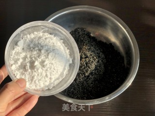 黑芝麻汤圆的做法步骤：2