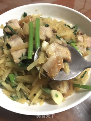 土豆丝炒烧肉的做法步骤：10