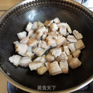 五花肉烧虎皮鹌鹑蛋的做法步骤：3