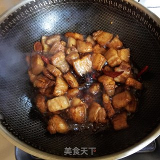 五花肉烧虎皮鹌鹑蛋的做法步骤：5
