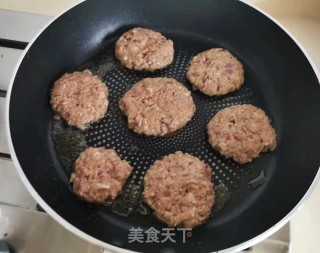 牛肉饼的做法步骤：5