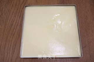 红豆沙戚风蛋糕卷的做法步骤：12