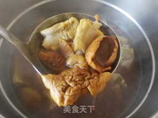 虫草花松茸排骨汤的做法步骤：12
