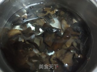 平菇木耳炒肉片的做法步骤：5