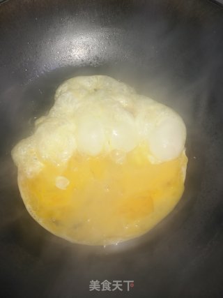 洋葱炒鸡蛋的做法步骤：4