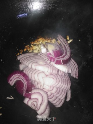 洋葱炒鸡蛋的做法步骤：8