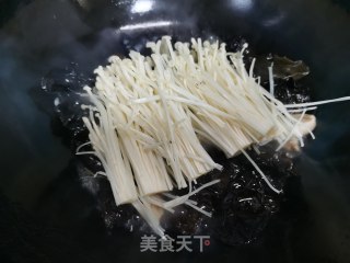 香菇炒木耳的做法步骤：10