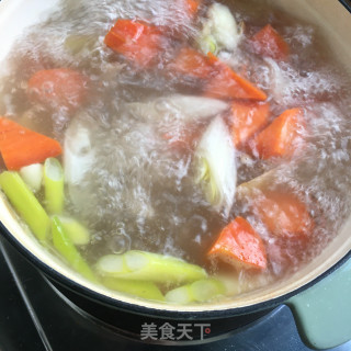 排骨山药汤的做法步骤：8