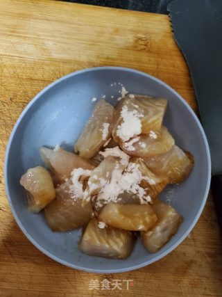 金汤巴沙鱼的做法步骤：3