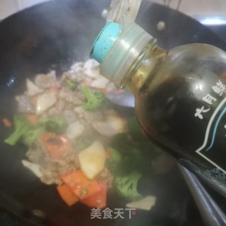 西兰花炒牛肉的做法步骤：11