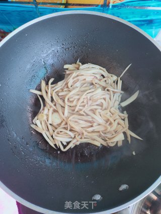 老干妈杏鲍菇的做法步骤：11
