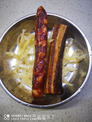 蒸腊肠腊肉的做法步骤：3