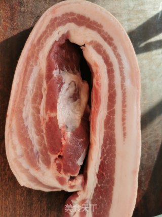 红烧肉的做法步骤：1