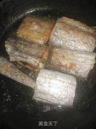 香煎带鱼的做法步骤：5