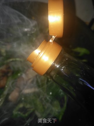 青椒炒腊肉的做法步骤：8