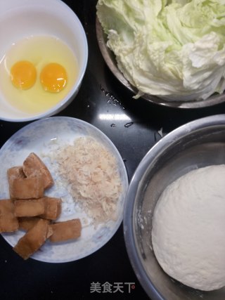 鸡蛋豆腐白菜饺子的做法步骤：1