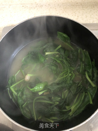 清烧菠菜汤的做法步骤：3